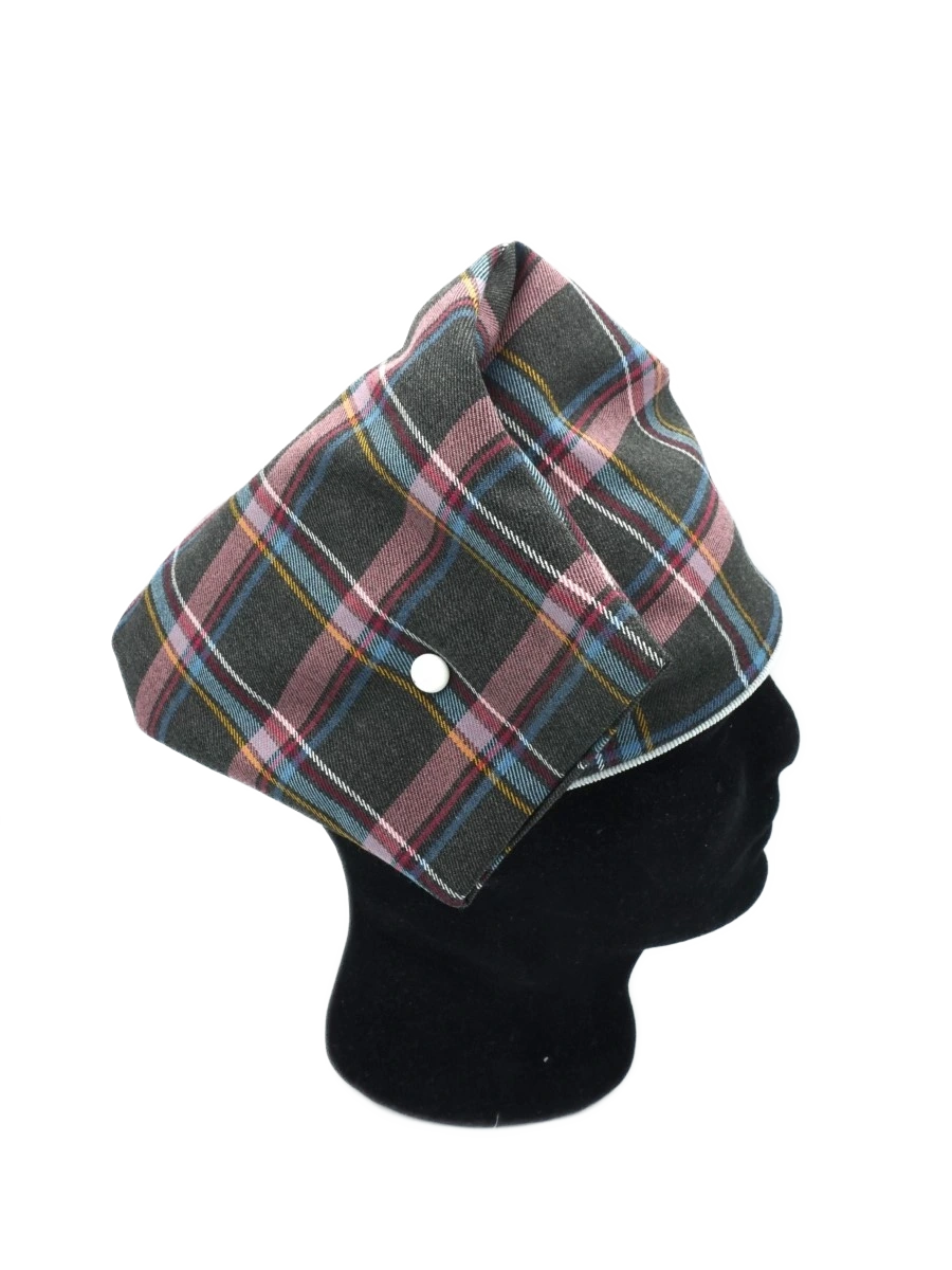 Bonnet Phrygien Personnalisé (doublure satin de soie naturelle) en tartan