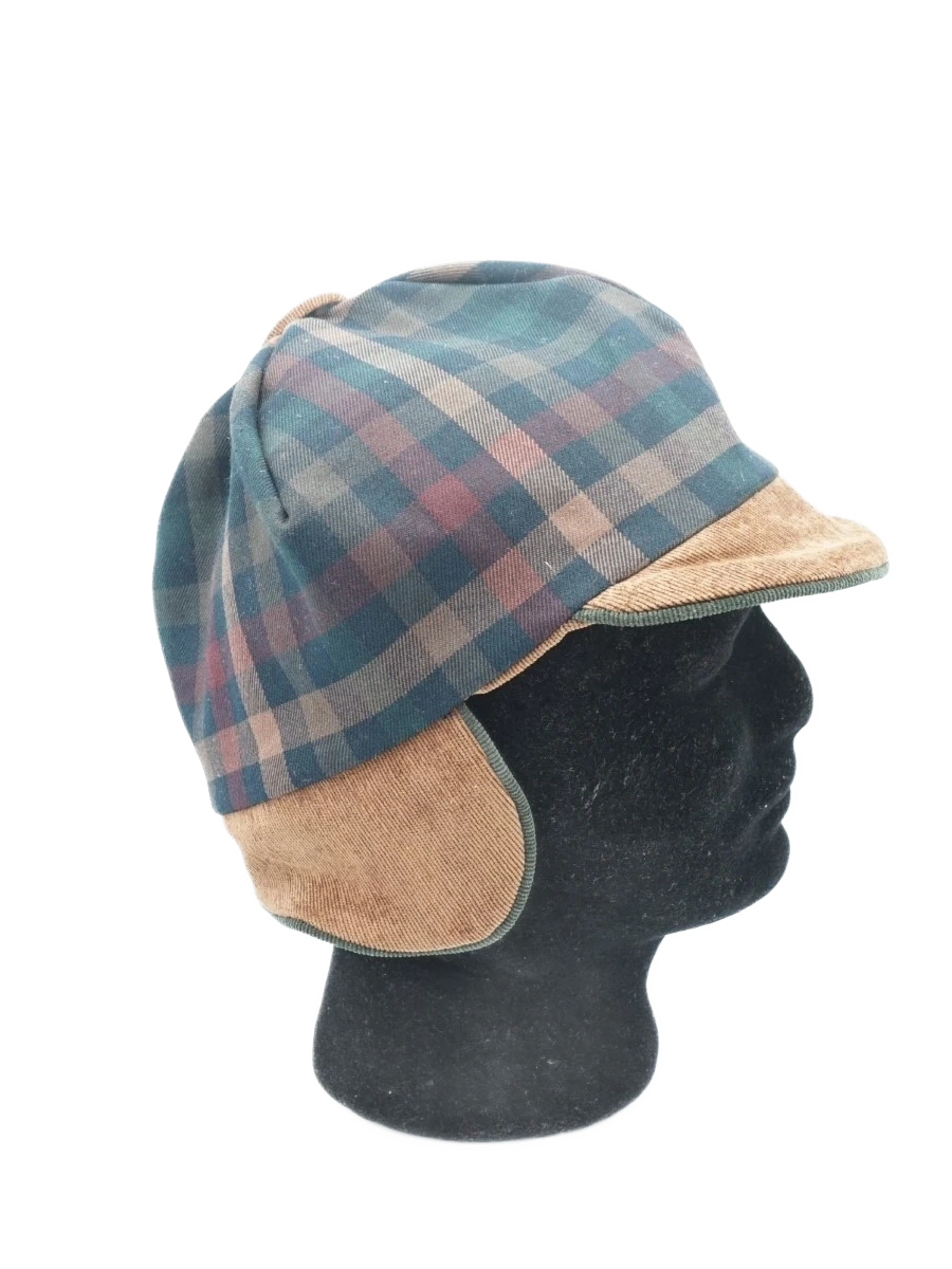 Casquette Réversible Personnalisée à Oreillettes, motifs sombres