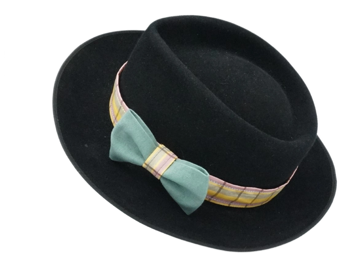 Ruban de Chapeau PapHat "Fraîcheur Menthol" canvas & tartan sur un homburg