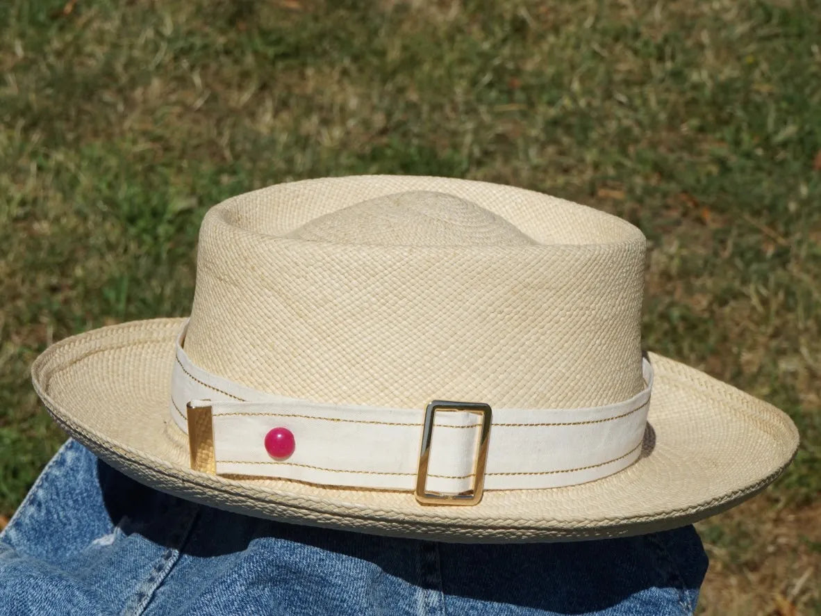 Ruban de chapeau PapHat Pierre Cardin, sa boucle ajustable