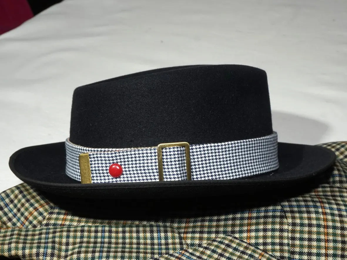 Ruban de chapeau réversible PapHat Reverso tartan & pied de poule (noir et blanc) sur homburg